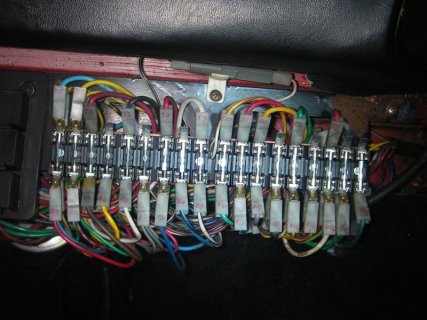 birdman fuse box for post.jpg